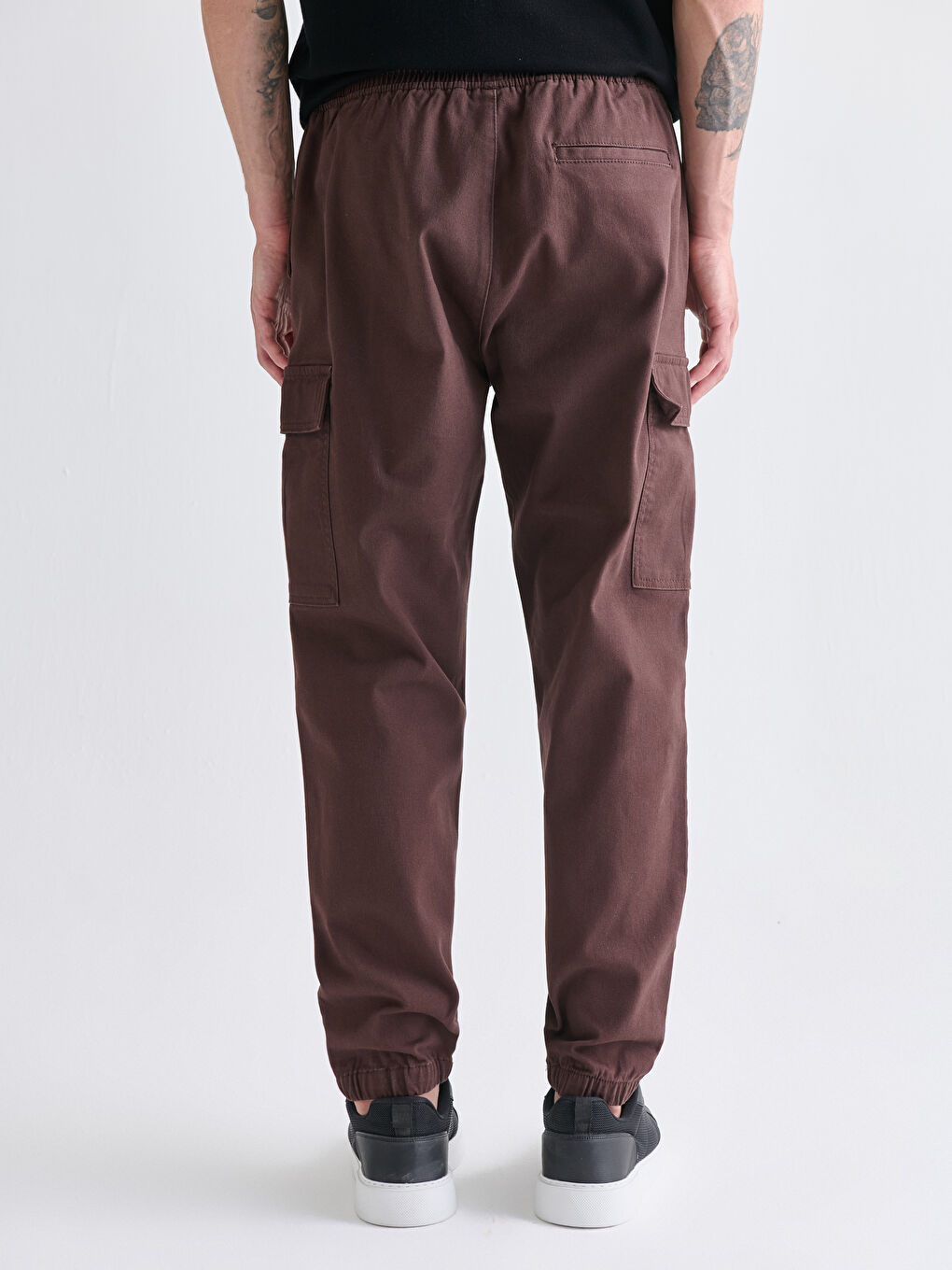 Standard Fit Men's Cargo Trousers-3