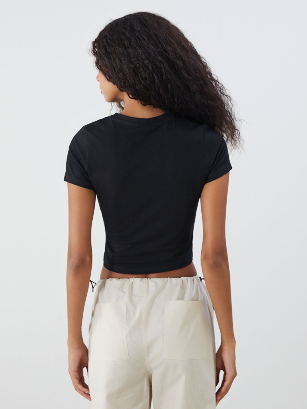 Кроп-топ з принтом і круглим вирізом для жінок-3