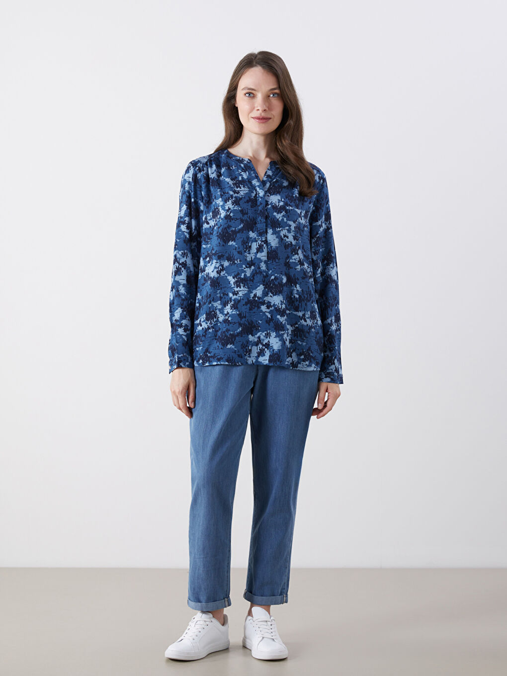 LCW Grace Notch Neck Patterned Blouse -W54716Z8-774