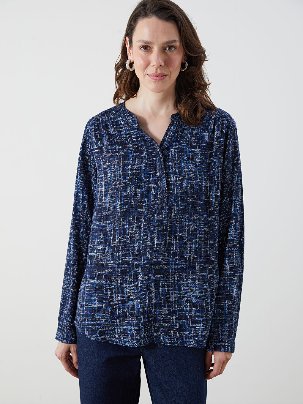 LCW Grace Notch Neck Patterned Blouse -W54716Z8-LSJ