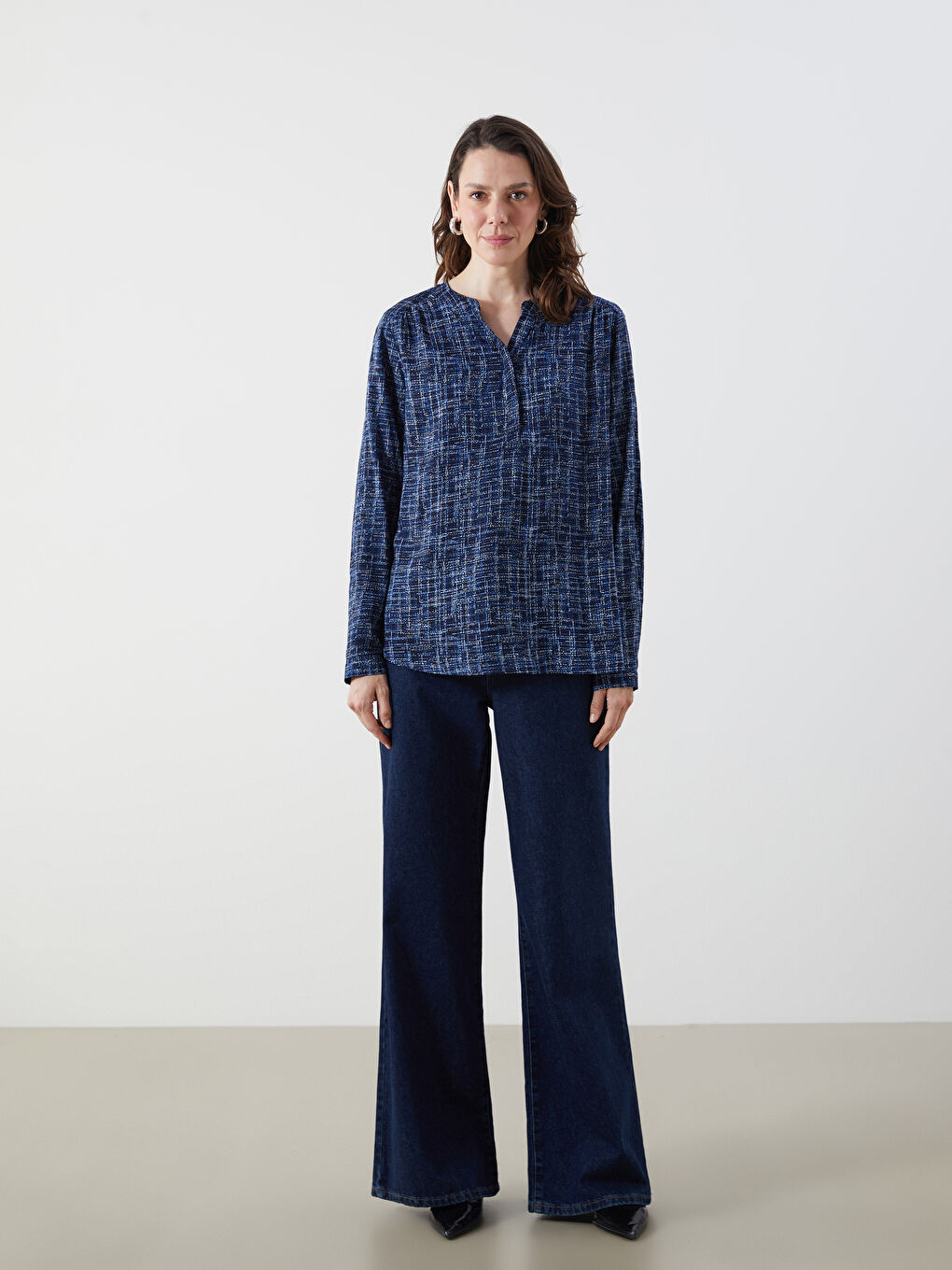 LCW Grace Notch Neck Patterned Blouse -W54716Z8-LSJ