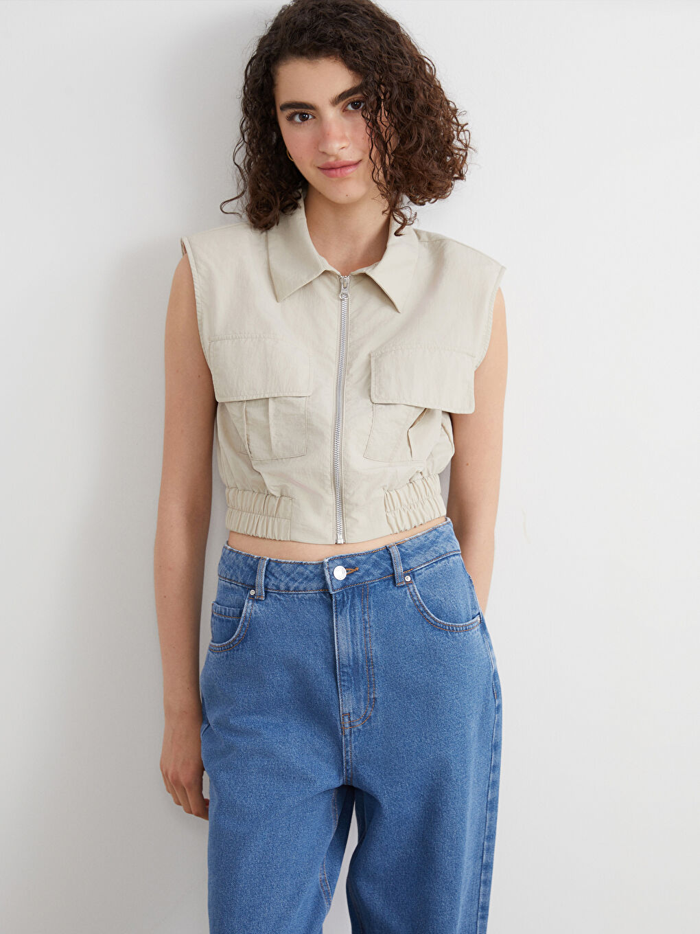 Collared Neck Crop Women's Waistcoat