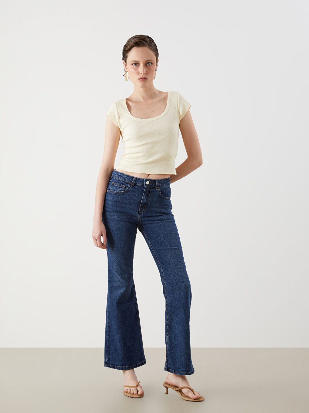 Mars Flare Women's Jeans