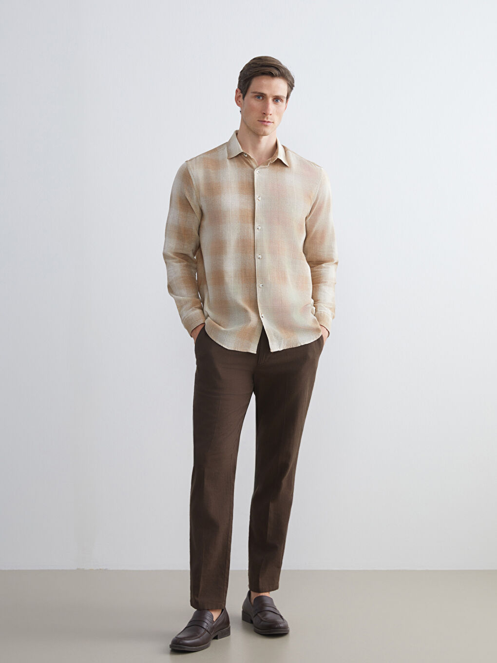 Standard Fit Long Sleeve Plaid Pattern Men's Shirt-1