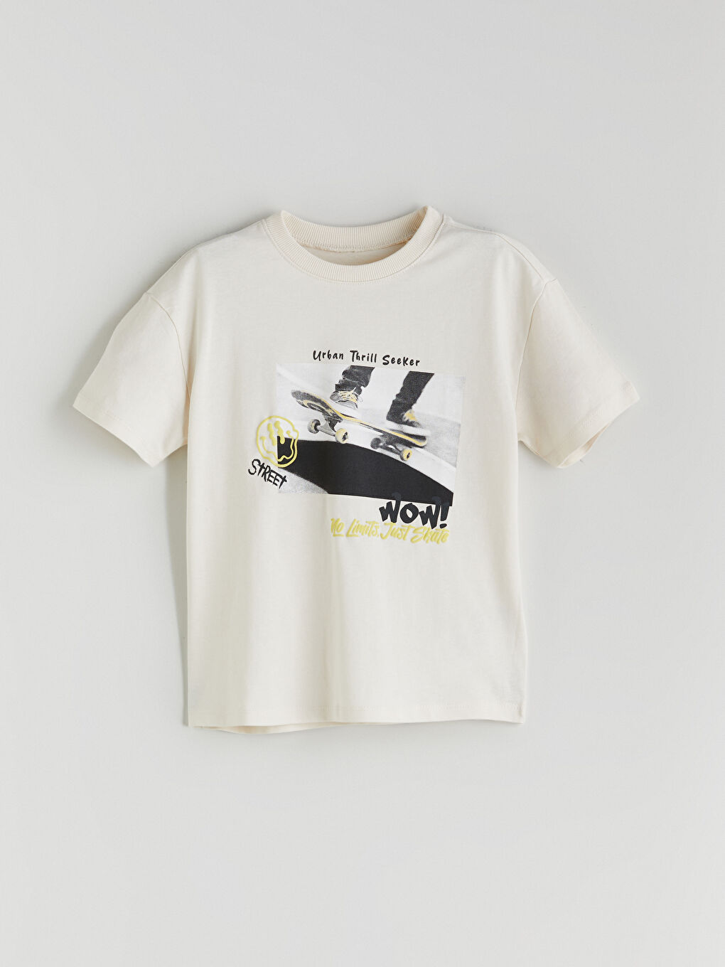 LCW Kids Crew Neck Printed Boys' T-Shirt -W54831Z1-QVK