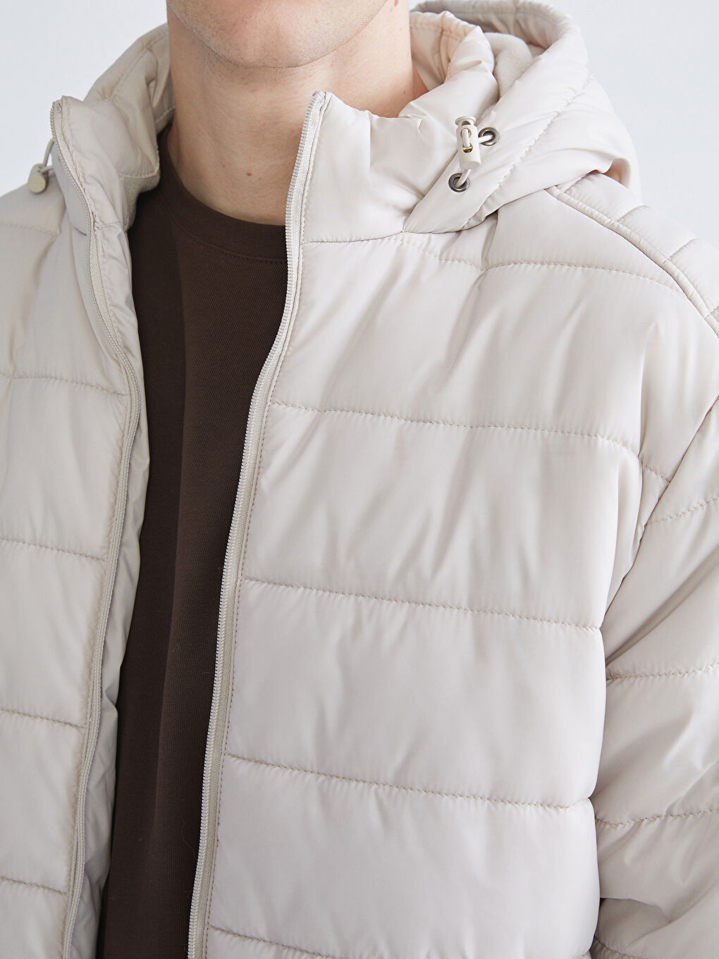 Gri Standart Kalıp Kapüşonlu Erkek Şişme Mont-2