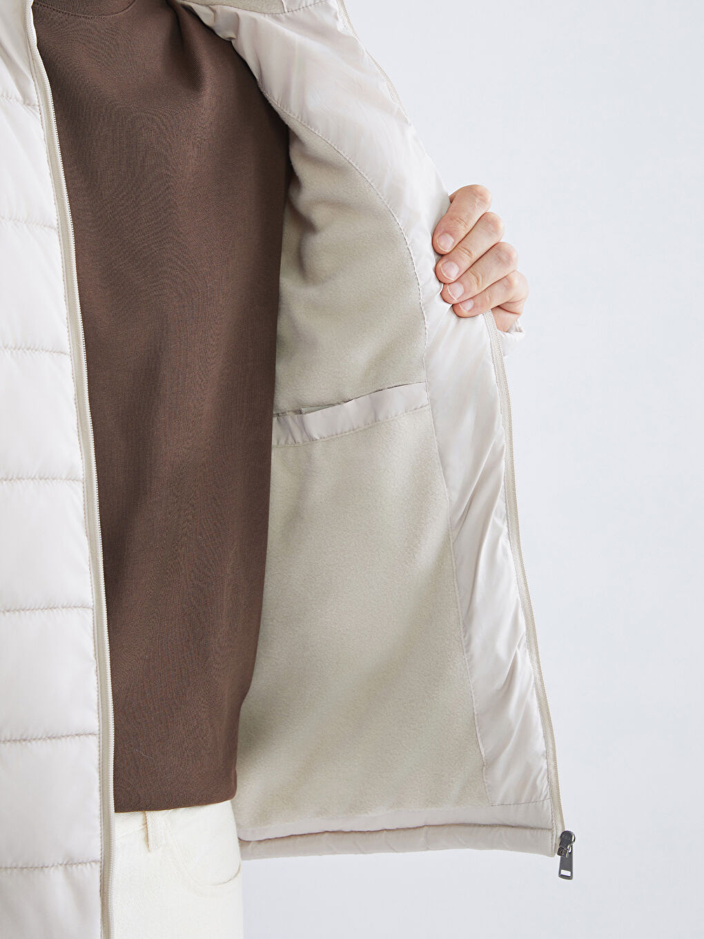 Gri Standart Kalıp Kapüşonlu Erkek Şişme Mont-3