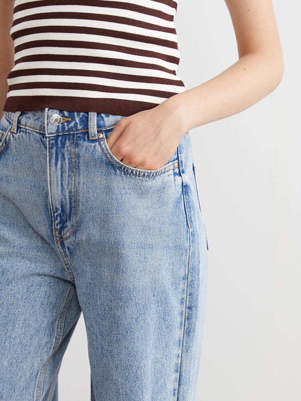 Wideleg Women's Jeans-2