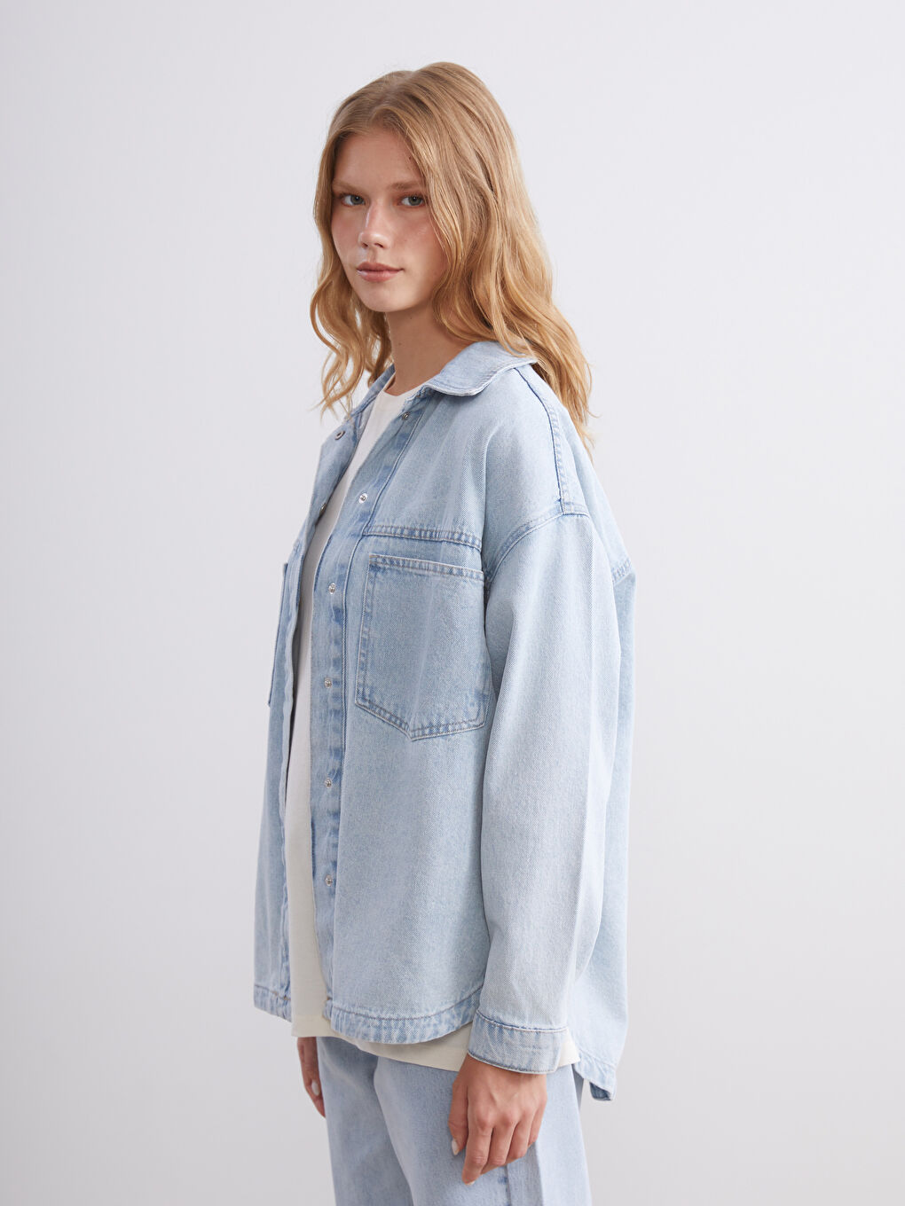 Collared Neck Women's Denim Jacket