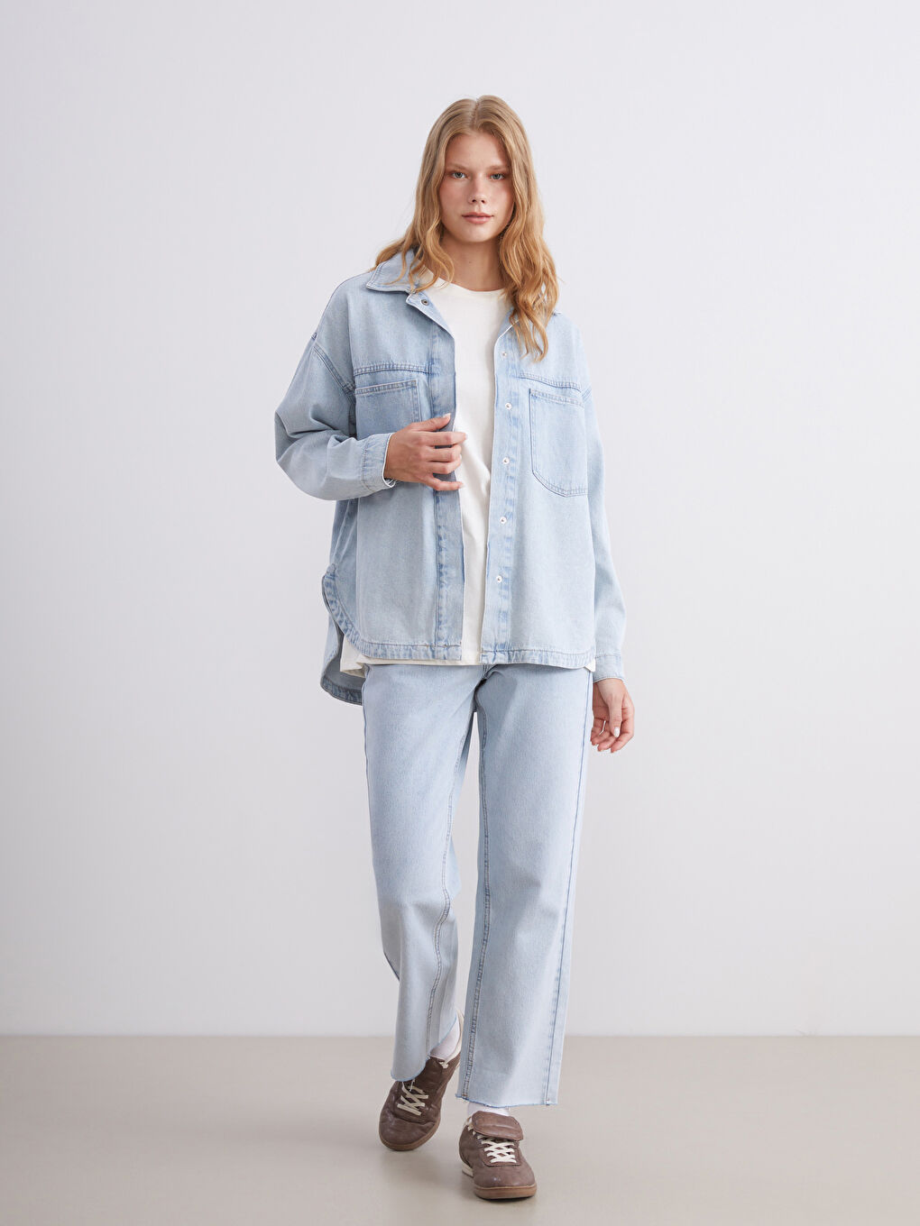 Collared Neck Women's Denim Jacket-1