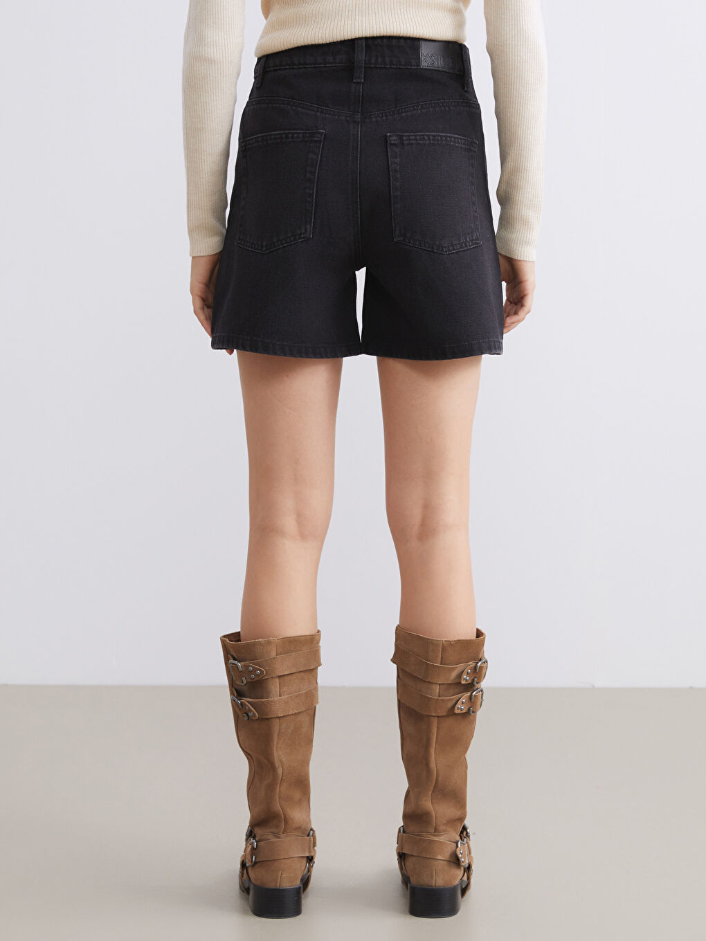 Жіночі джинсові шорти звичайного крою-3