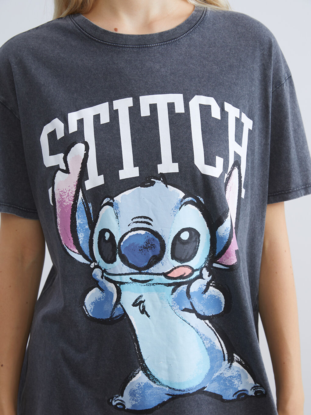 Crew Neck Stitch Printed Women's T-Shirt-2