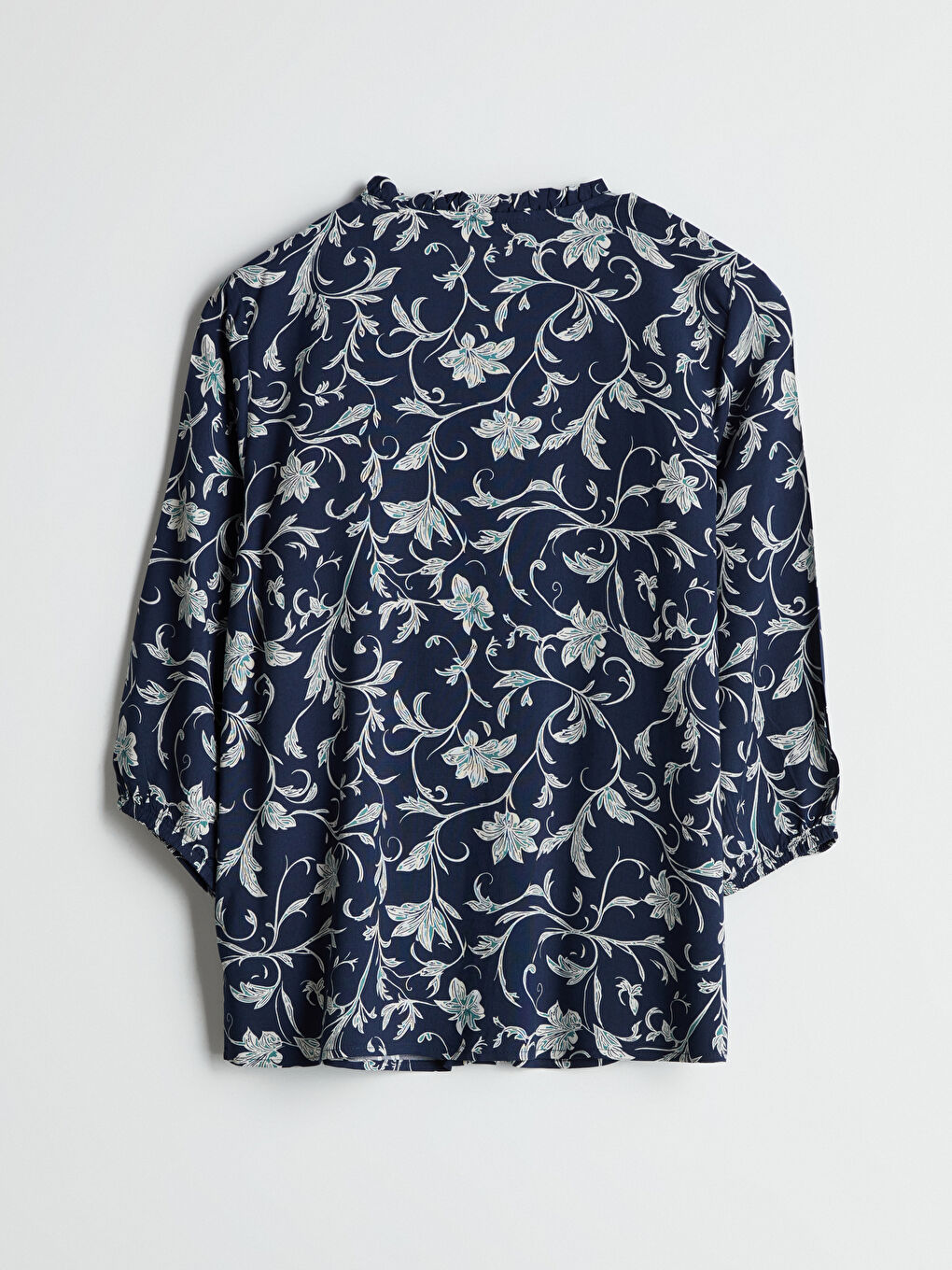 LCW Grace Bluza sa izrezom i cvetnim uzorkom -W54880Z8-LSJ