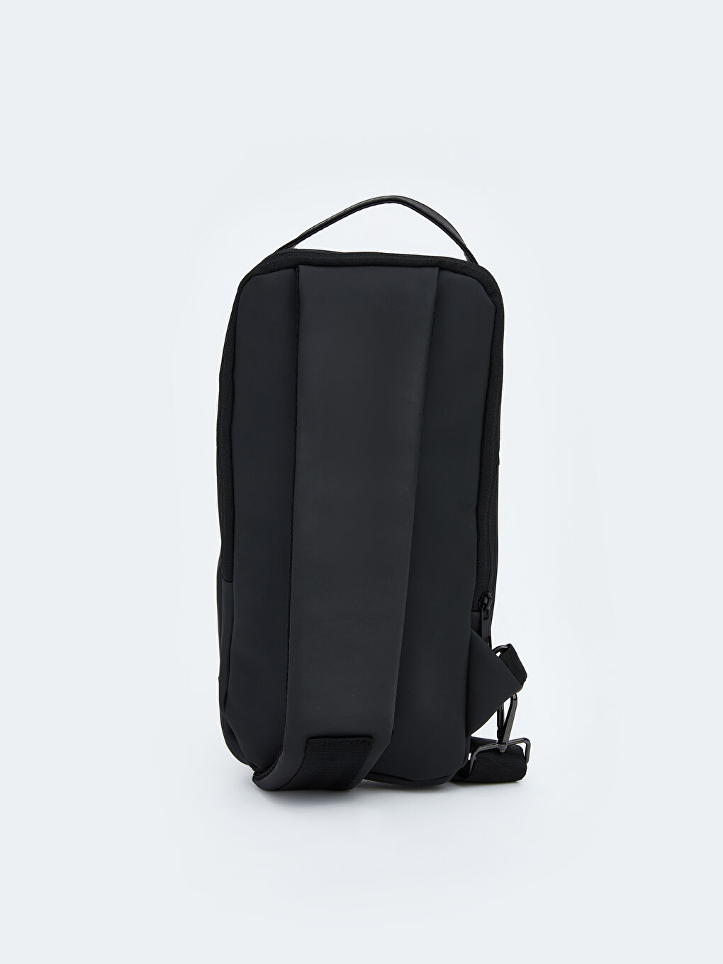 Siyah Deri Görünümlü Erkek Göğüs Çantası-3