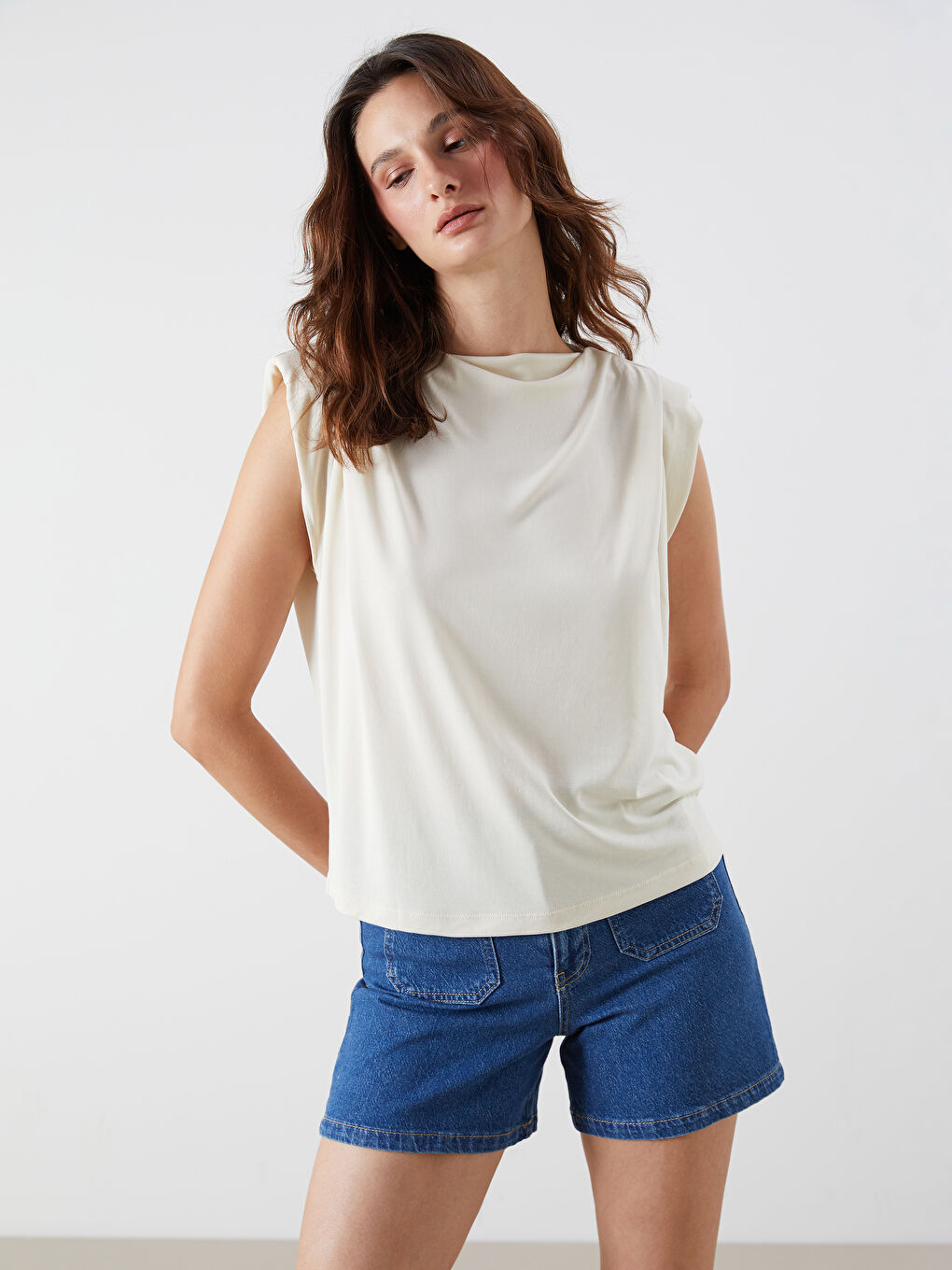 LCW Vision Woman BEIGE T-Shirt -W54893Z8-KNB