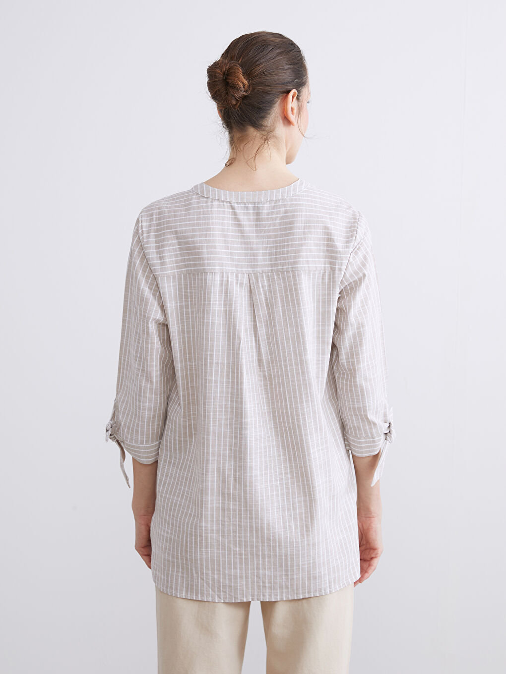 Chemise Rayée à Encolure en V échancré pour Femmes-3