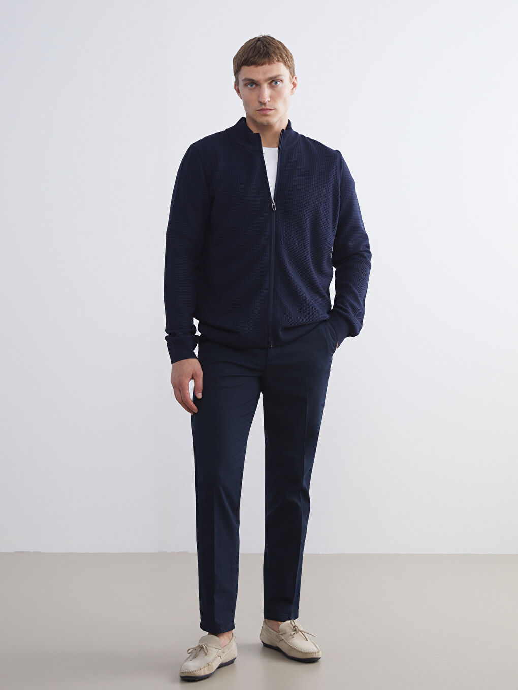 Lacivert Standart Kalıp Dik Yaka Erkek Triko Hırka-1