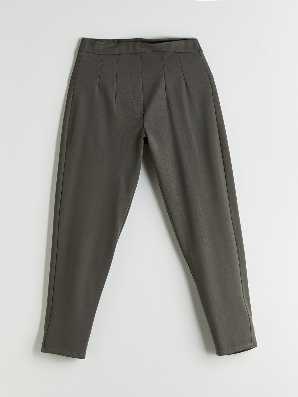 LCW Grace Elastic Waist Carrot Fit Women's Trousers -W54939Z8-J2L