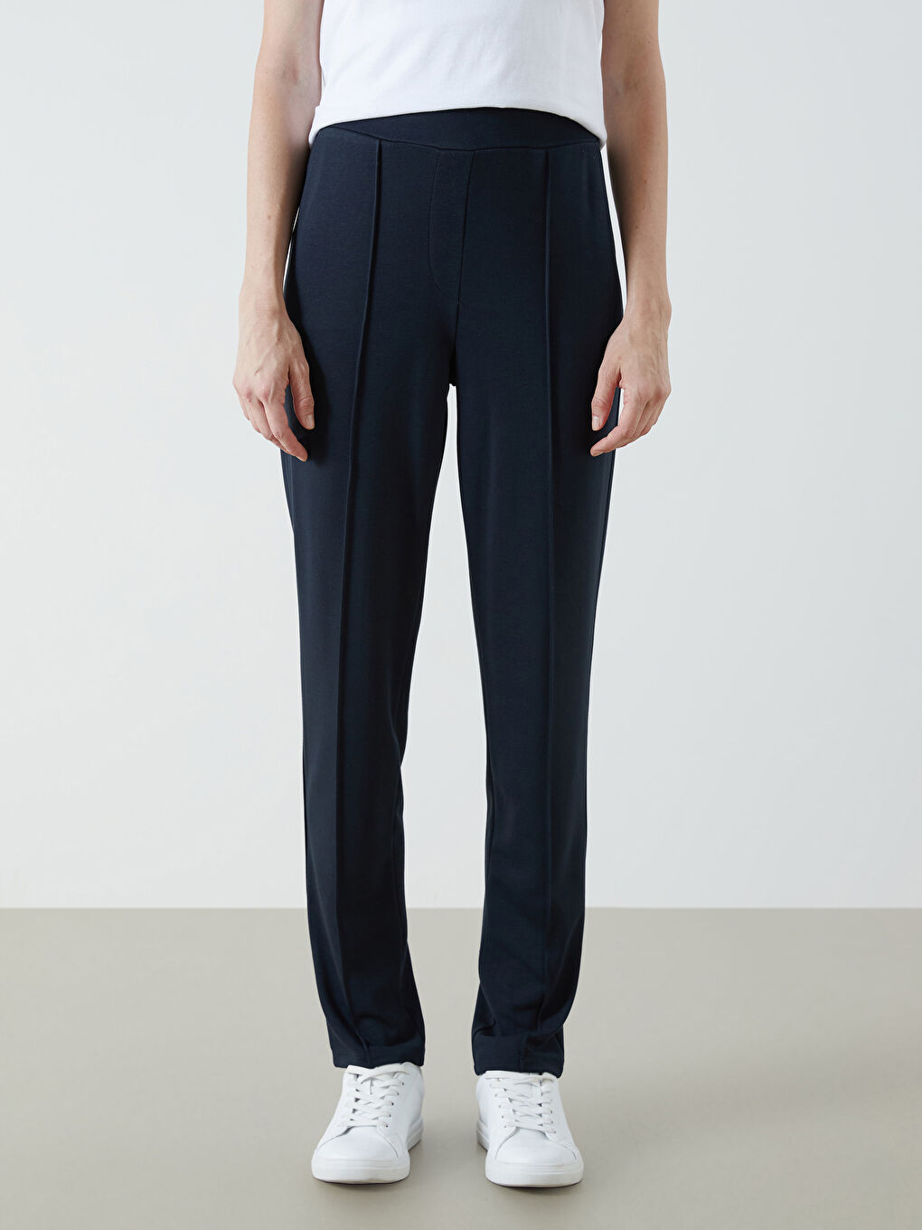 LCW Grace Elastic Waist Carrot Fit Women's Trousers -W54940Z8-RQK