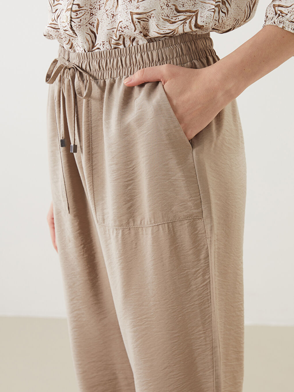LCW Grace Elasticated Waist Women's Trousers -W54941Z8-QW6