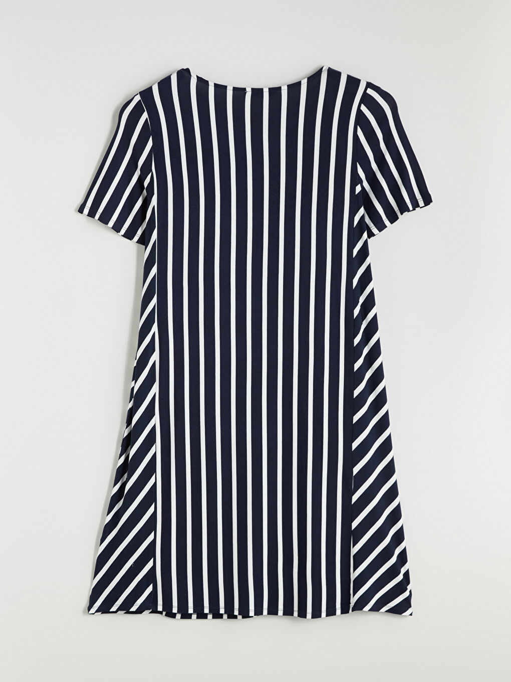 дөңгелек жағалы жолақты а пішінді көйлек-5