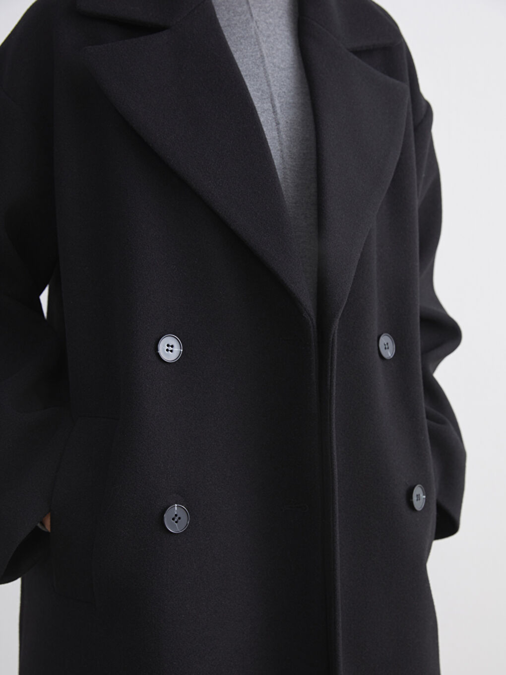 Siyah Ceket Yaka Kadın Kaşe Kaban-2