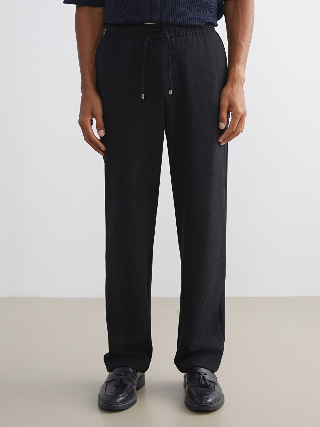 Siyah Standart Kalıp Erkek Pantolon-1