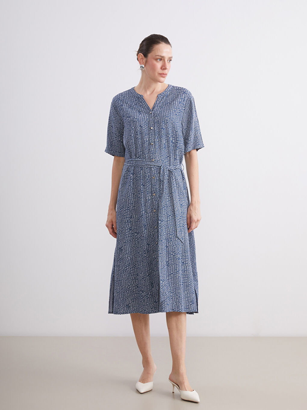 LCW Grace Notch Neck Patterned Dress -W55096Z8-LSJ