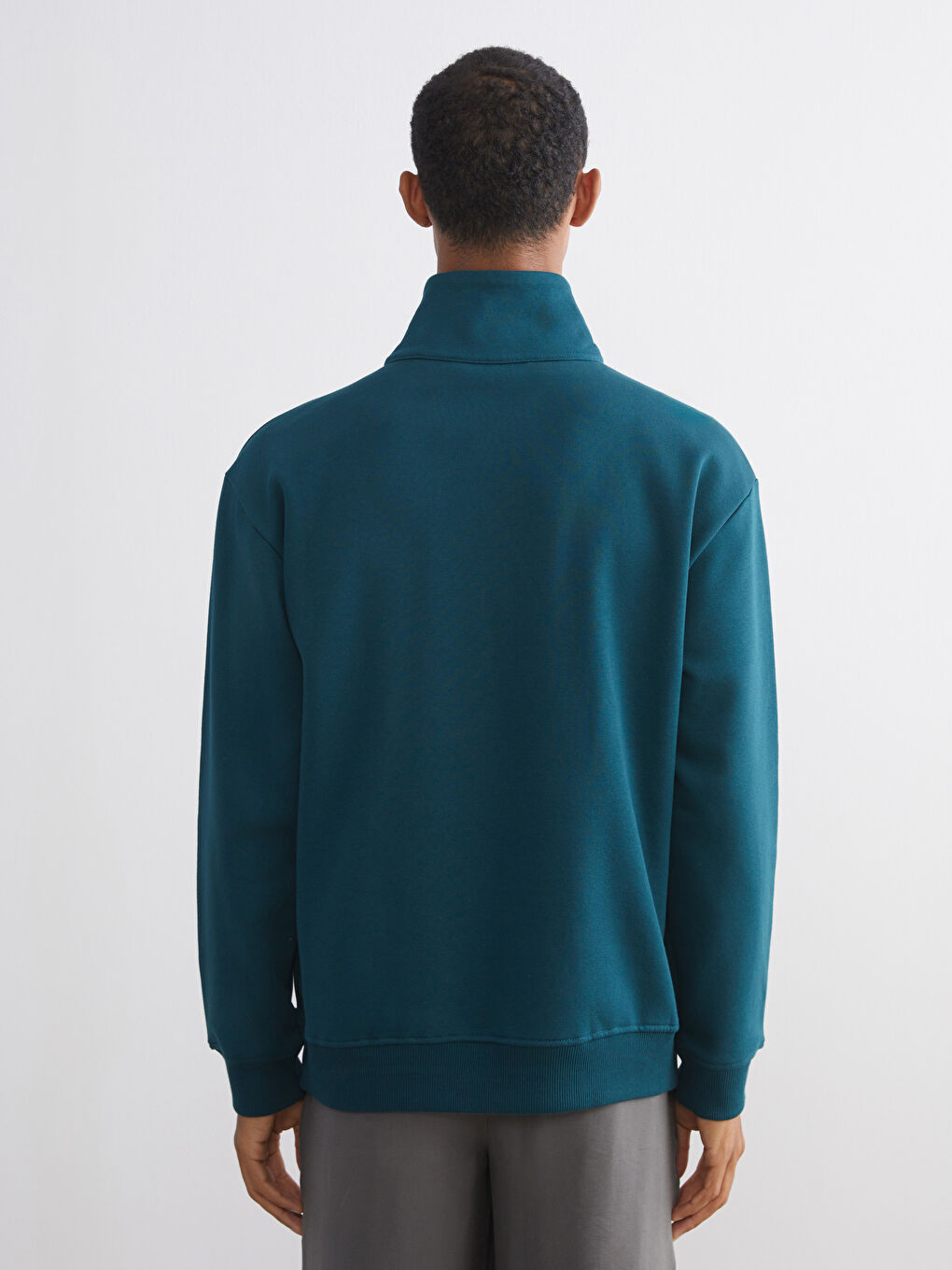 سویتشێرتی ئەستووری زیپدار بۆ پیاوان یەخەی قیفی-3