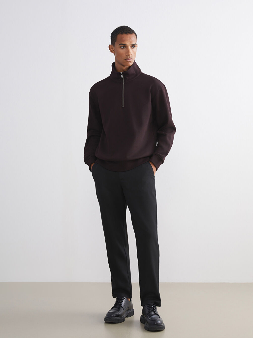 سویتشێرتی ئەستووری زیپدار بۆ پیاوان یەخەی قیفی-1