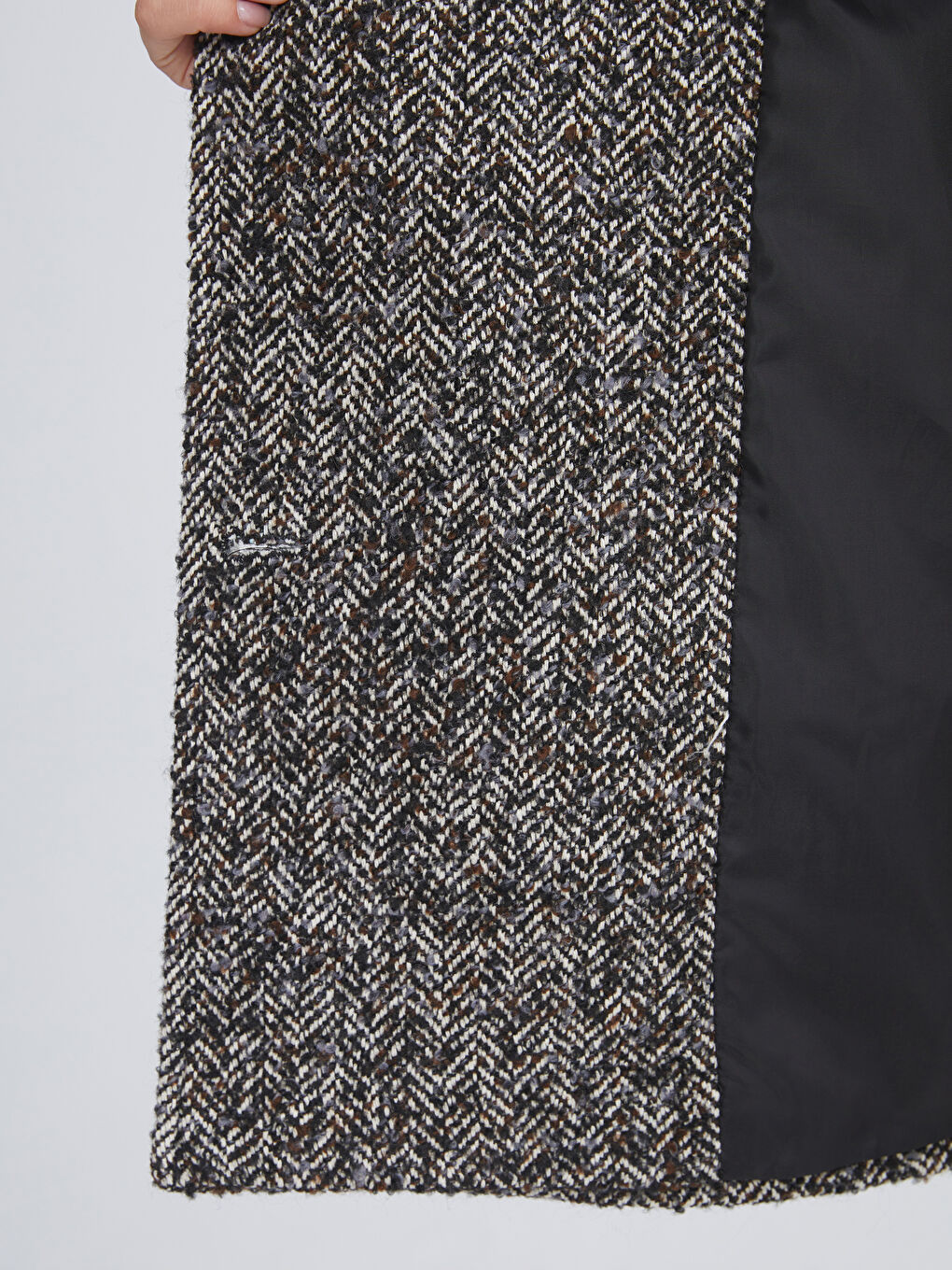 Siyah Dik Yaka Desenli Oversize Kadın Kaşe Kaban-3