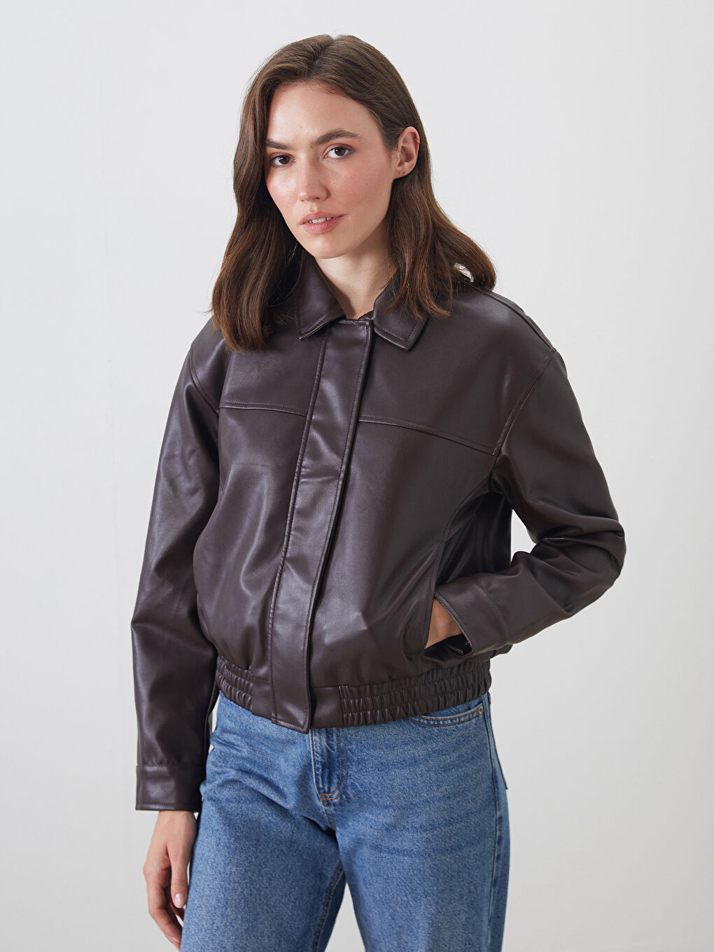 Kahverengi Gömlek Yaka Kadın Deri Görünümlü Ceket