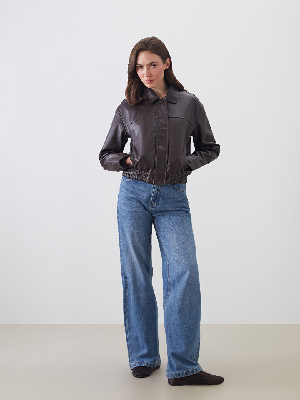 Kahverengi Gömlek Yaka Kadın Deri Görünümlü Ceket-1