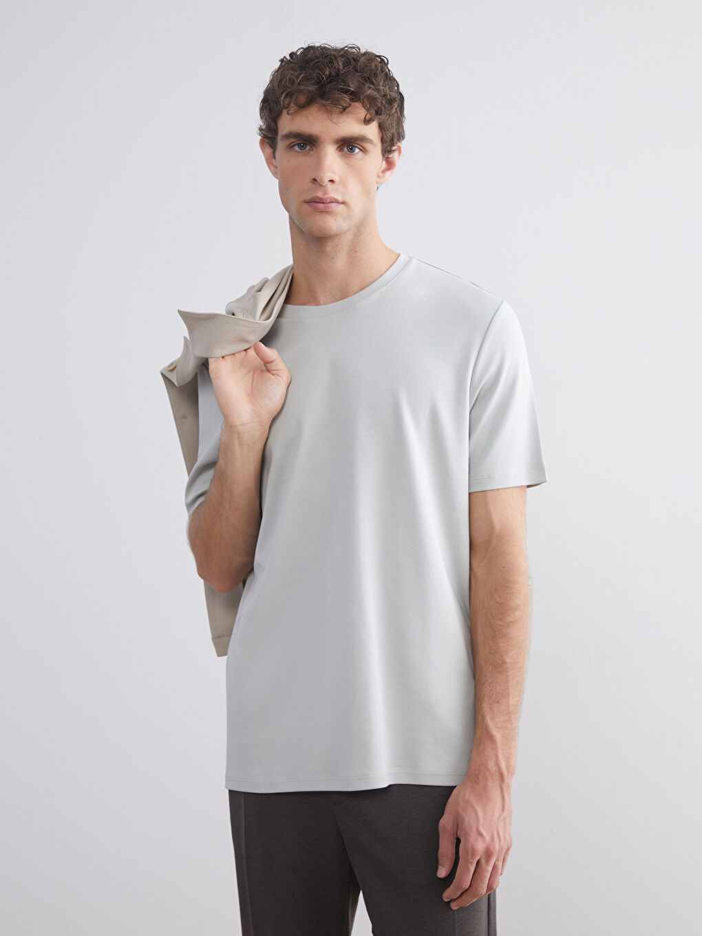 Gri Bisiklet Yaka Baskılı Penye Erkek Tişört-1