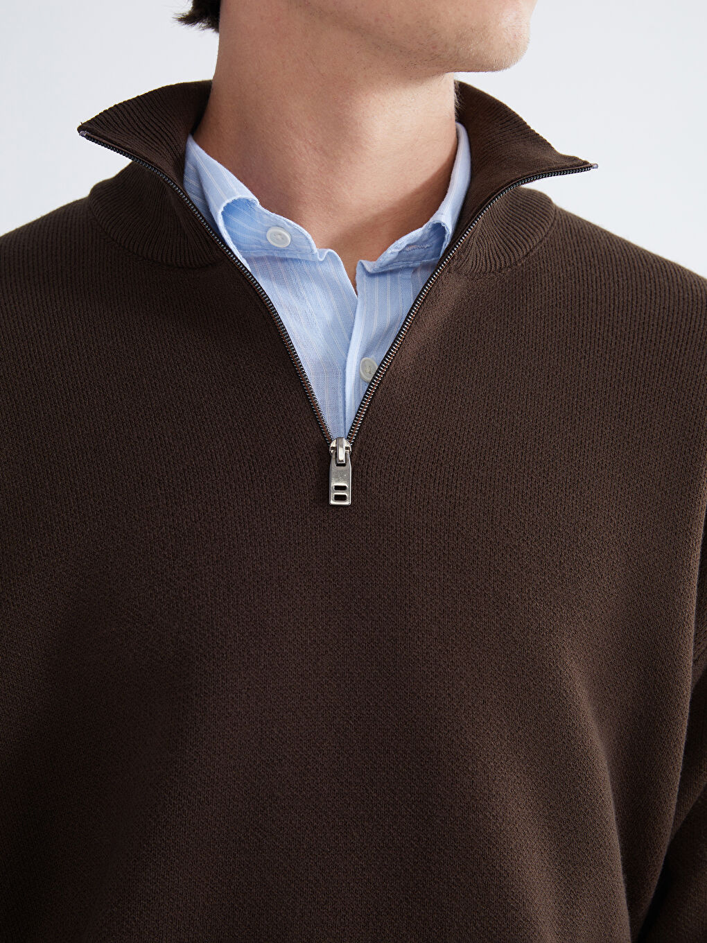 Kahverengi Dik Yaka Uzun Kollu Erkek Triko Kazak-2