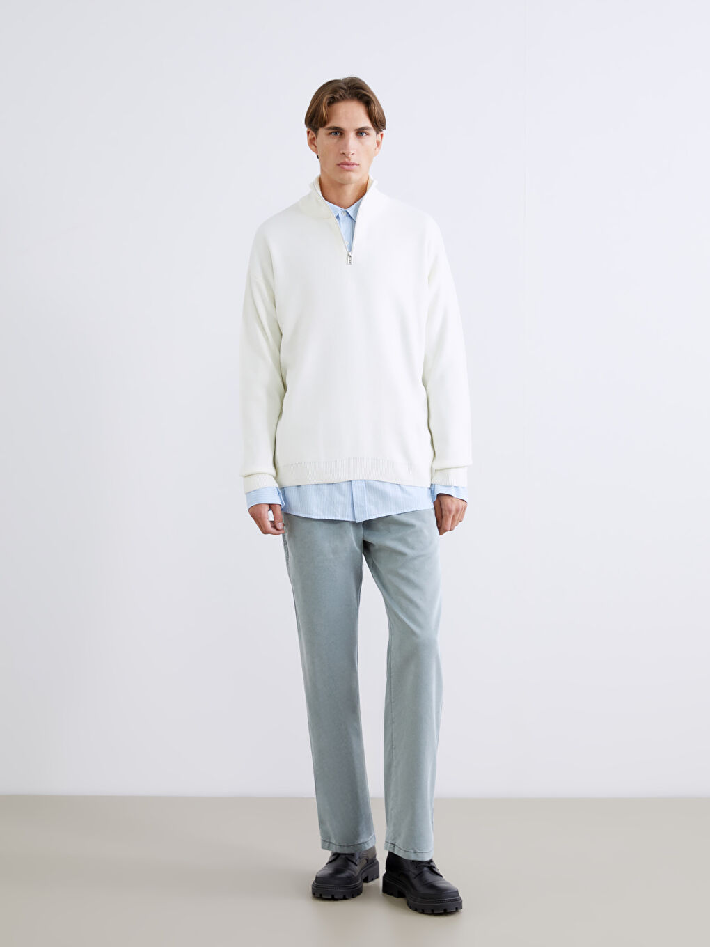 Pull-over en Tricot à Manches Longues pour Hommes avec Col Cheminée-1