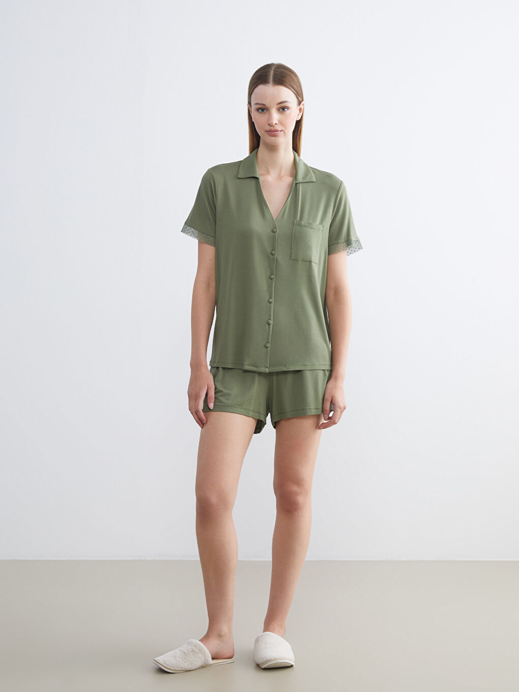 LCW DREAM Collared Neck Women's Shortie Pyjama Set -W55160Z8-H70
