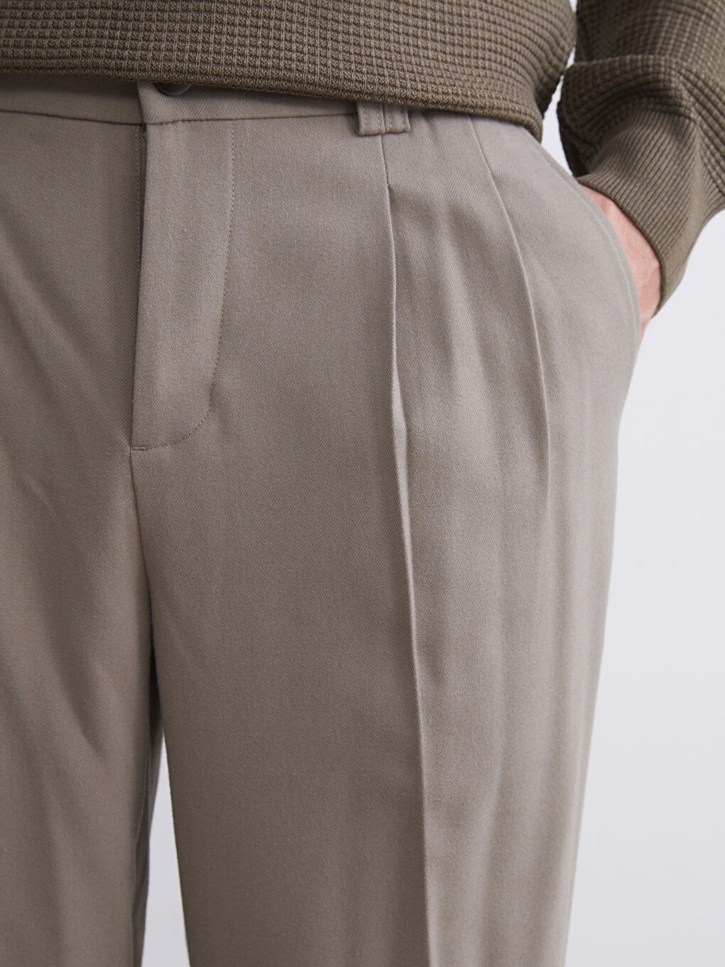 Relaxed Fit Men's Trousers-2
