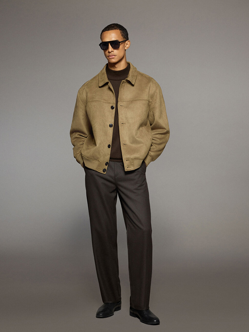 Relaxed Fit Men's Trousers