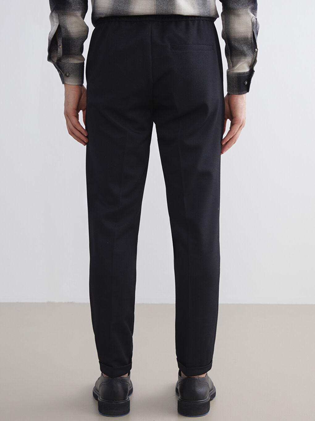 Standard Fit Men's Trousers-3