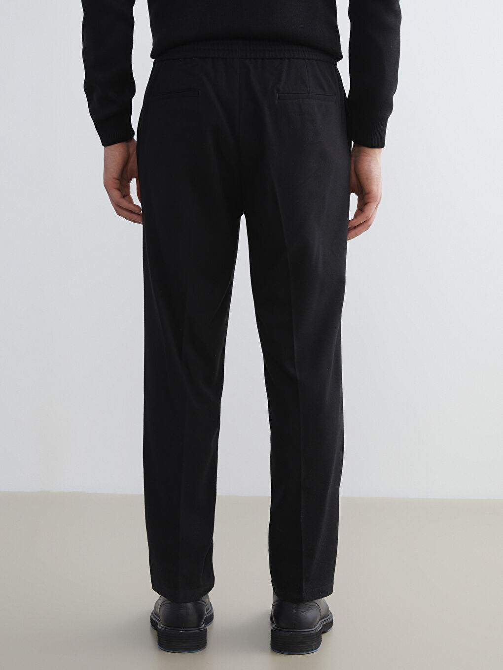 Muške pantalone standardong kroja-3