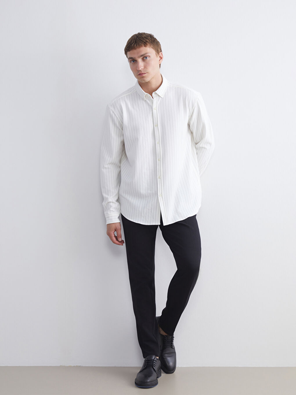 Standard Fit Men's Trousers