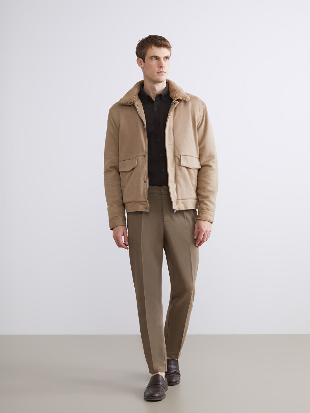 Bej Standart Kalıp Erkek Pantolon