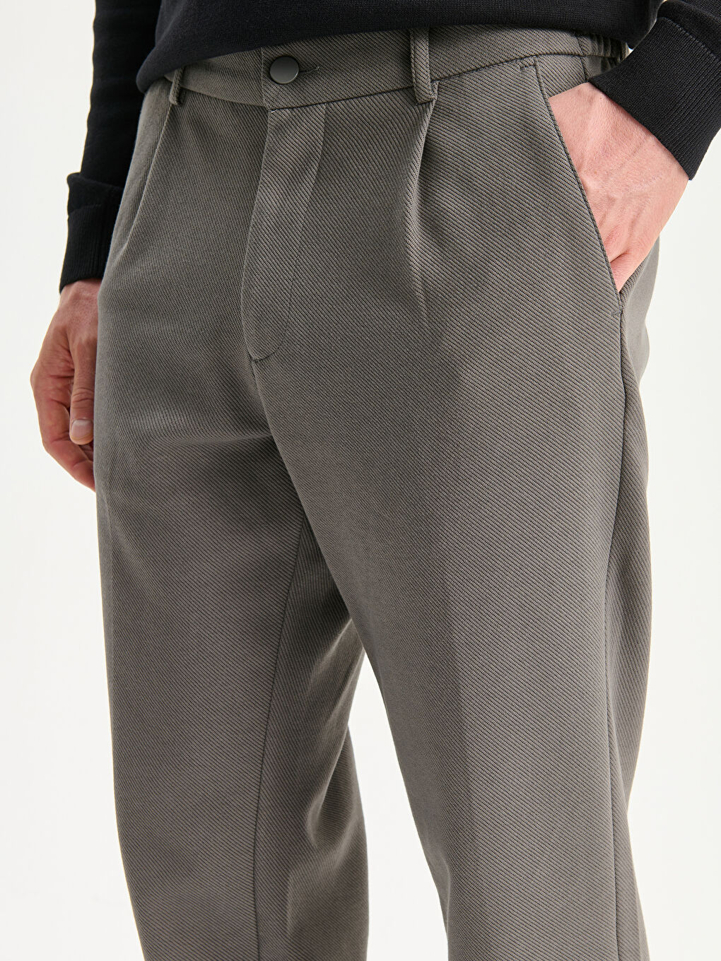 Muške pantalone standardong kroja-2