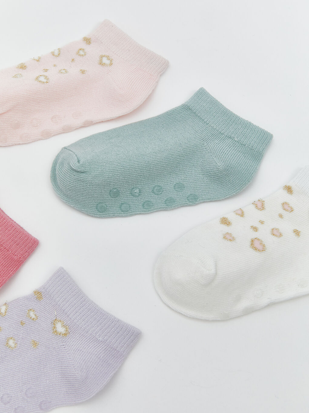 LCW baby Cvetne Sportske Čarape za Bebe Devojčice Pakovanje od 3 Komada -W55252Z1-JM1
