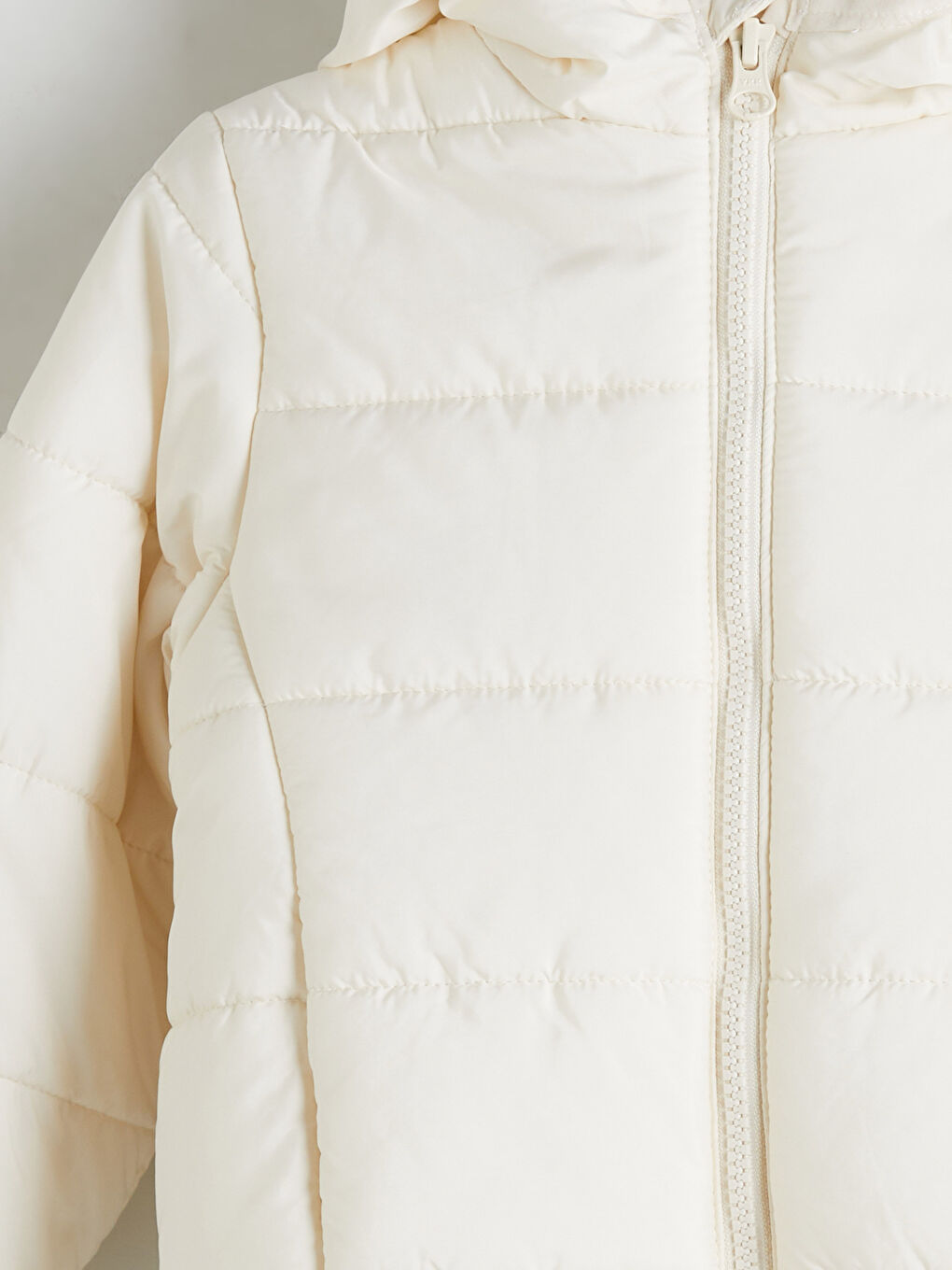 معطف منفوخ بغطاء للرأس للبنات-2