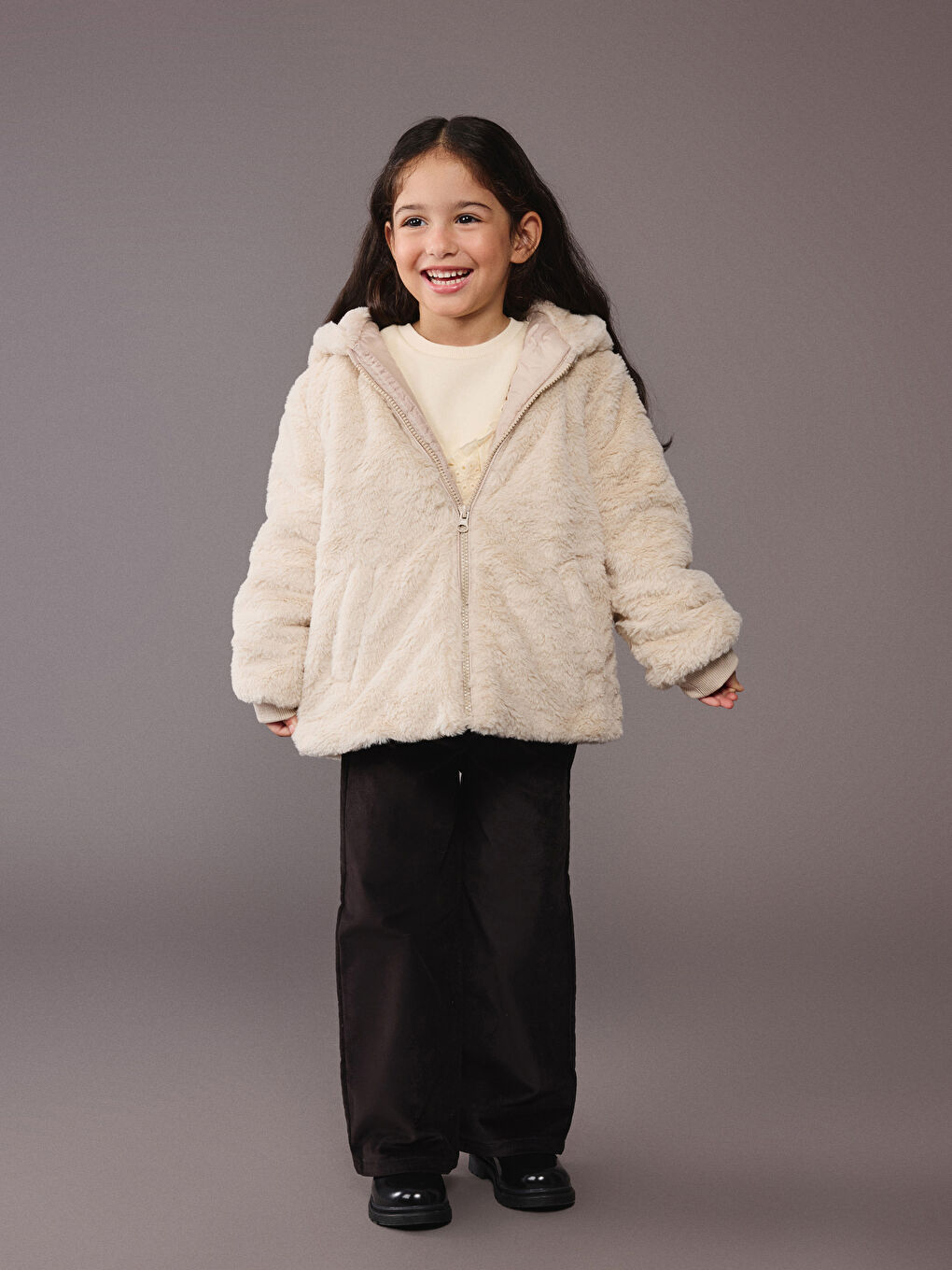 Плюшеве Пальто для Дівчинки з Капюшоном-1