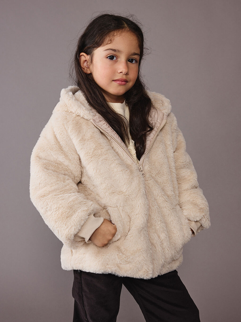 Плюшеве Пальто для Дівчинки з Капюшоном-2