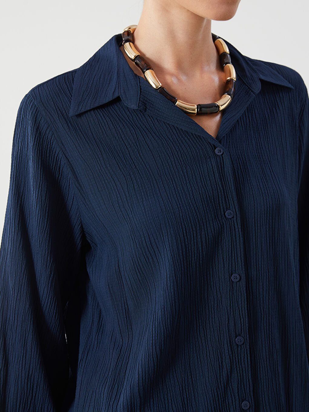 LCWAIKIKI Classic Textured Women's Shirt -W55377Z8-Z3H