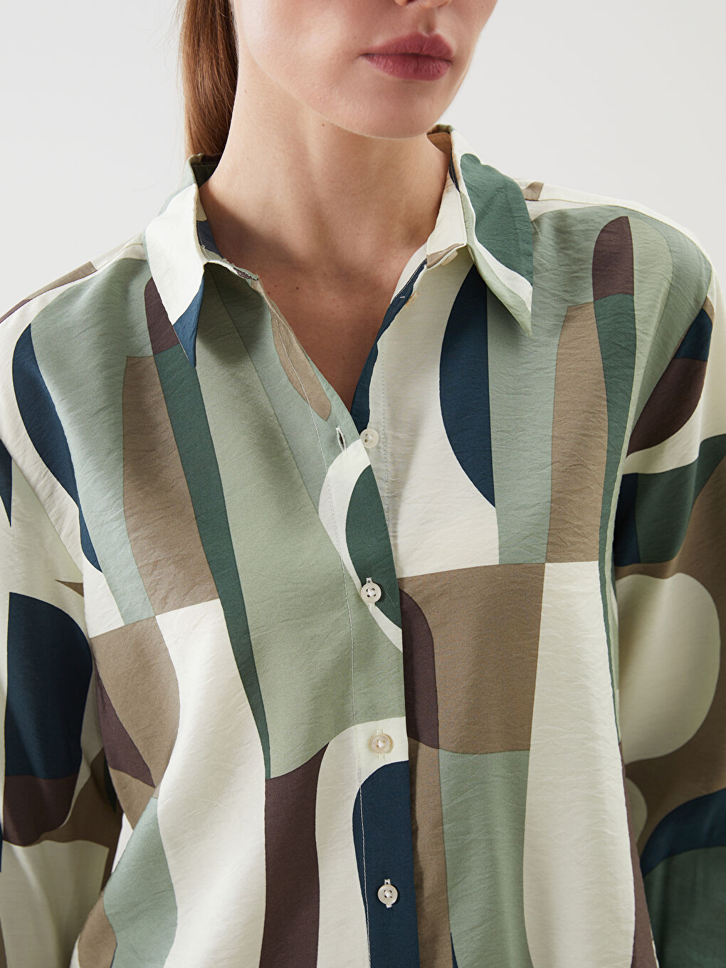LCWAIKIKI Classic Patterned Women's Shirt -W55414Z8-LRR